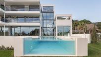 Swimming pool of House or chalet for sale in  Barcelona Capital  with Air Conditioner, Heating and Private garden