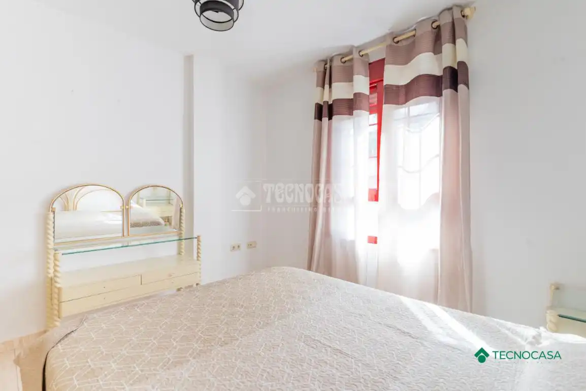 Bedroom of Flat for sale in Roquetas de Mar  with Furnished and Balcony