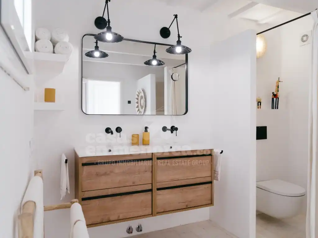 Baño de Casa o chalet en venta en Es Castell con Aire acondicionado, Calefacción y Jardín privado