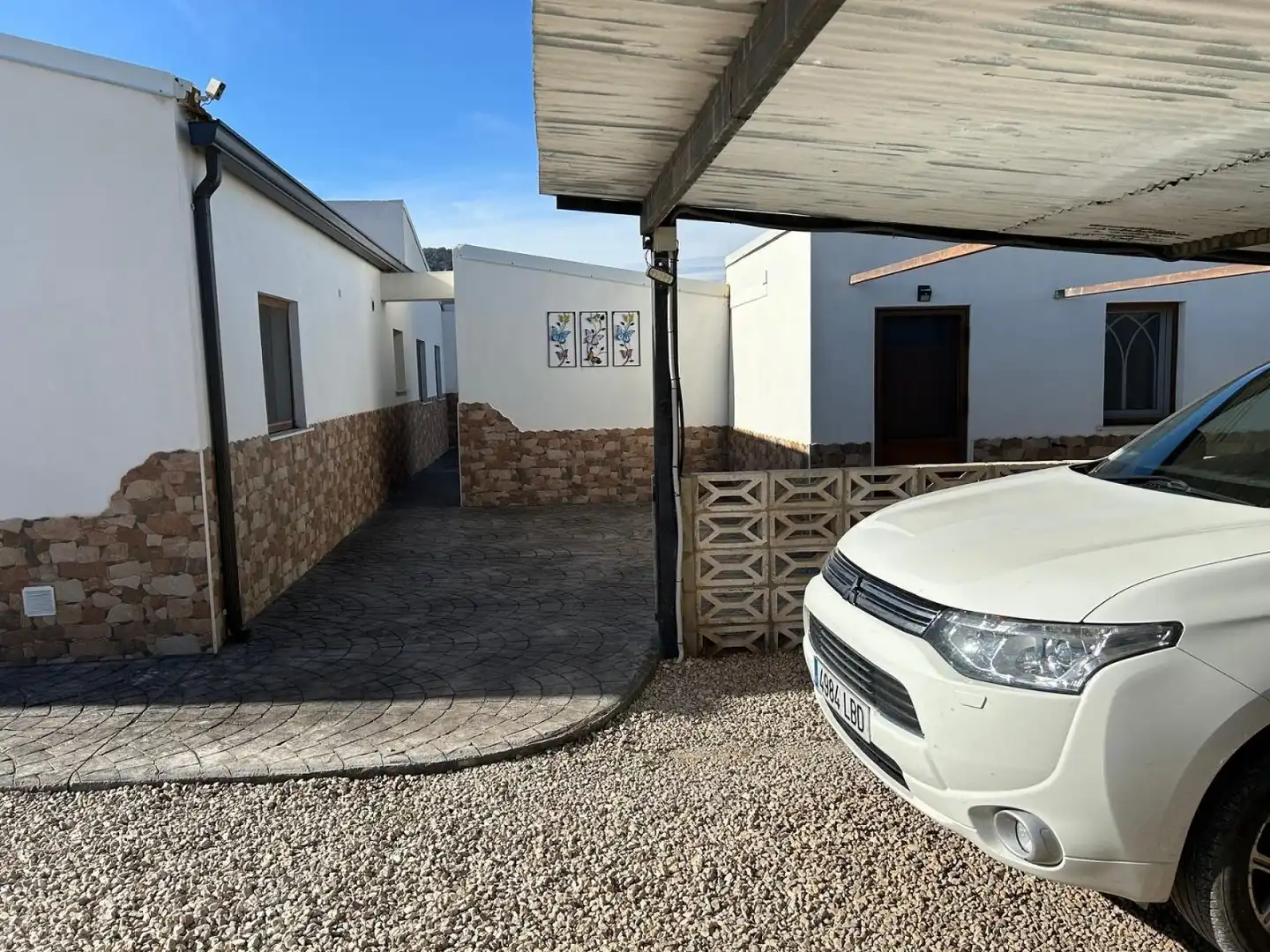 Vista exterior de Casa o chalet en venta en Villena con Jardín privado, Terraza y Piscina