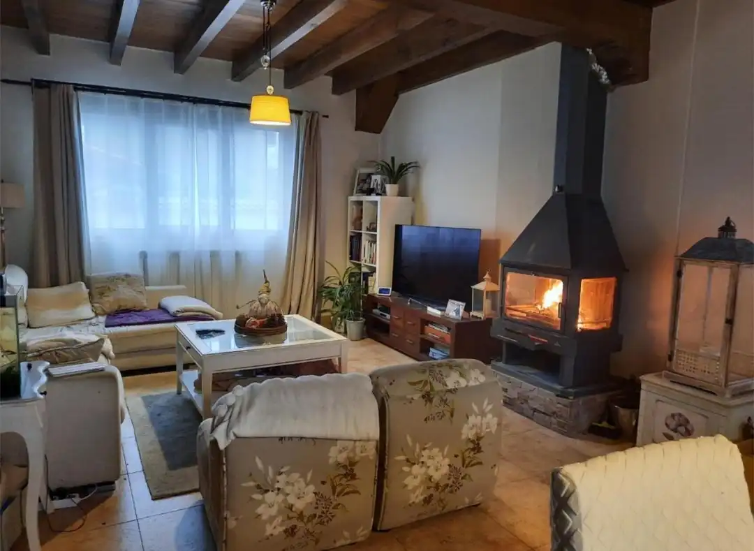 Wohnzimmer von Haus oder Chalet zum Verkauf in Medina de Pomar mit Heizung und Privatgarten