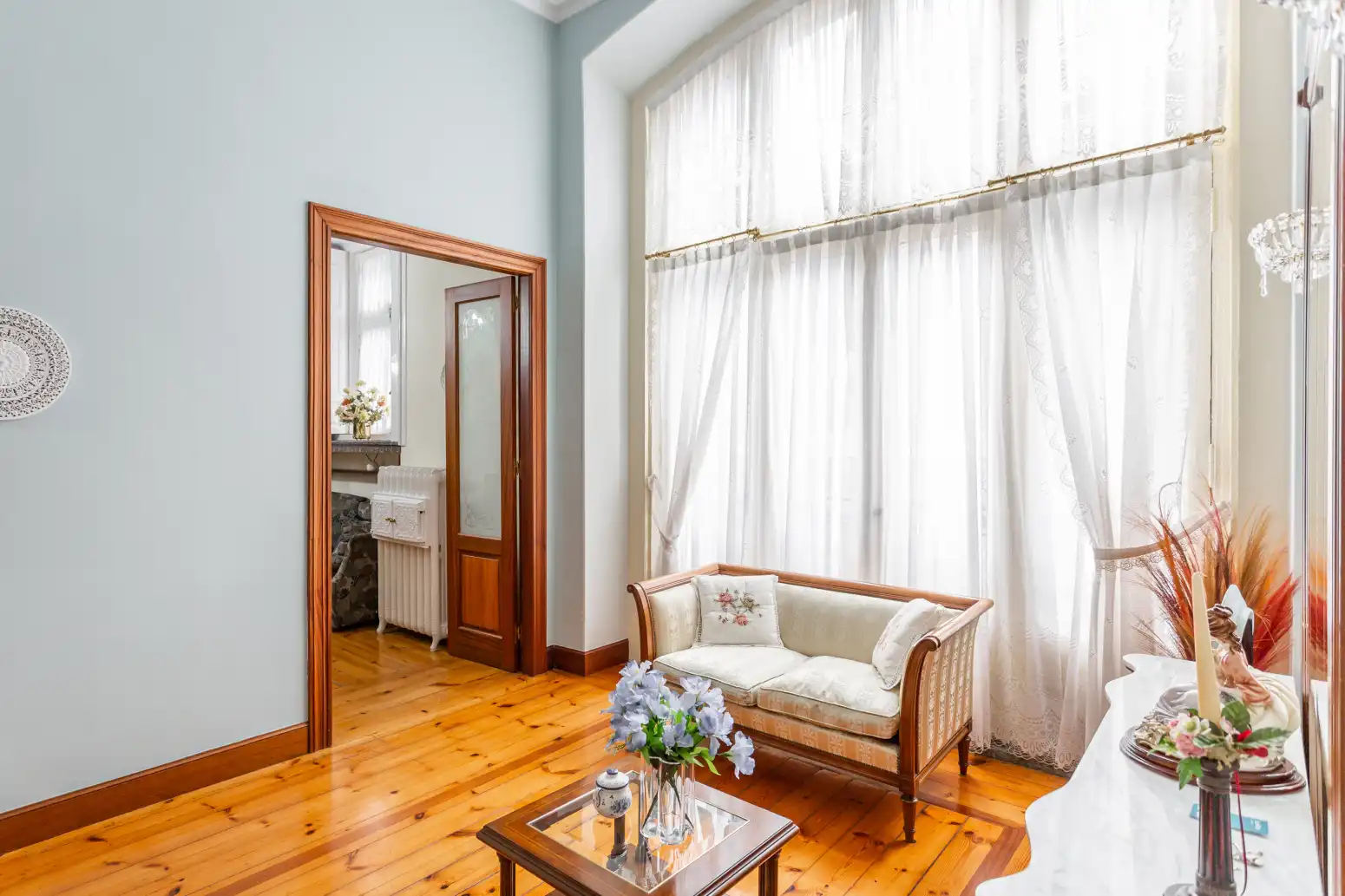 Sala de estar de Piso en venta en Lekeitio con Calefacción y Balcón