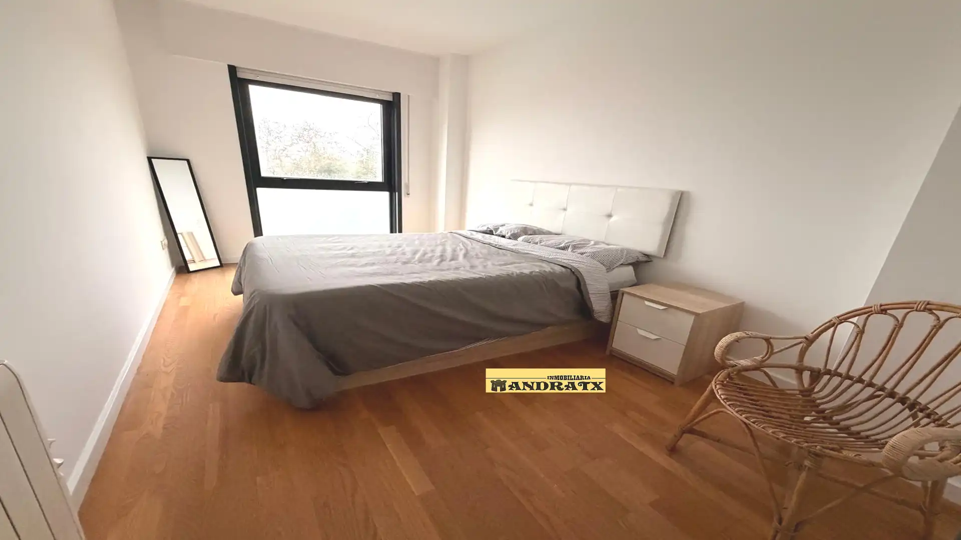 Schlafzimmer von Wohnung zur Miete in Ares mit Heizung, Privatgarten und Schwimmbad