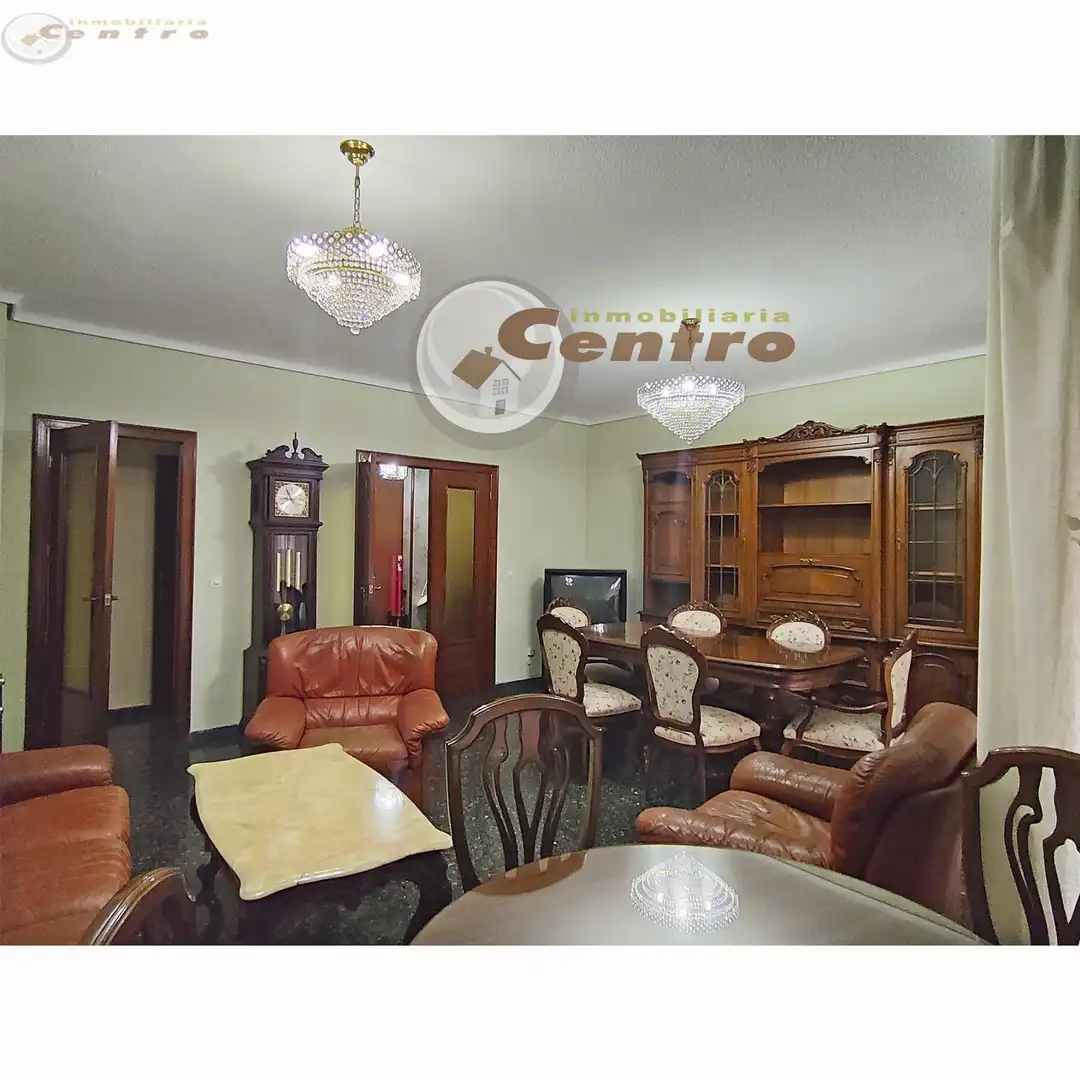Flat with terrace for sale in Feria, imagen 3