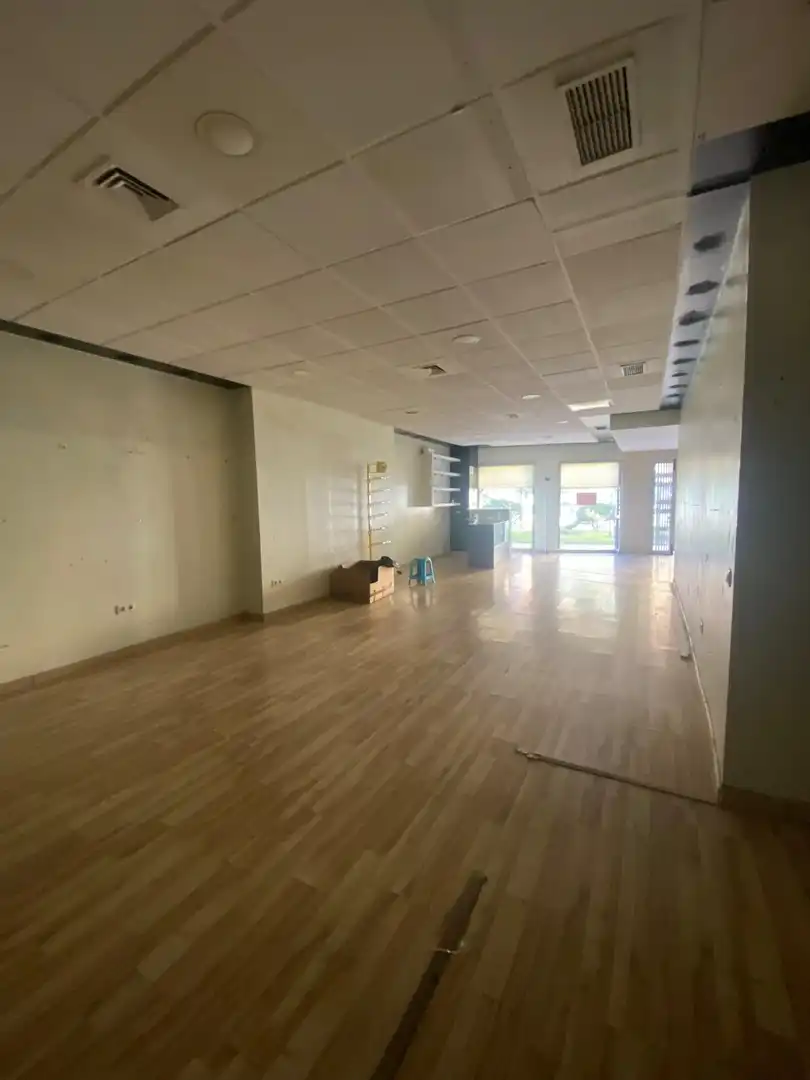 Local de alquiler en Pardaleras