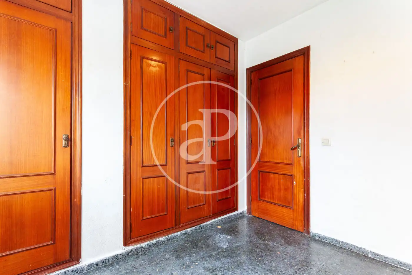 Pis en venda a Carrer de Pere Aleixandre, Mont-Olivet