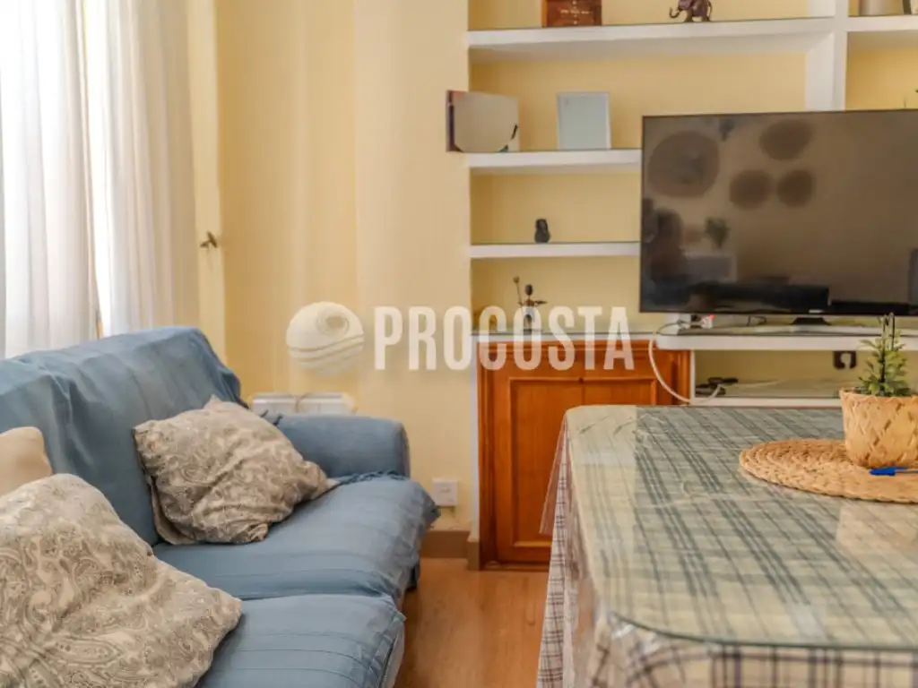 Flat for sale in Calle Buenos Aires, Almuñecar Centro