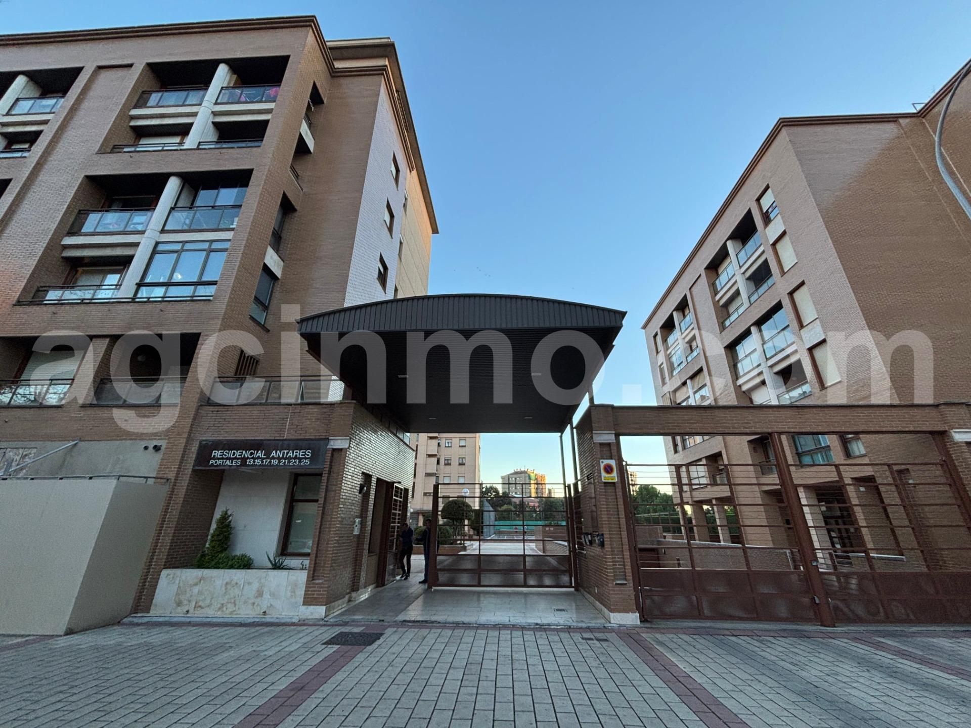 Exterior view of Flat for sale in Valladolid Capital  with Heating, Parquet flooring and Terrace