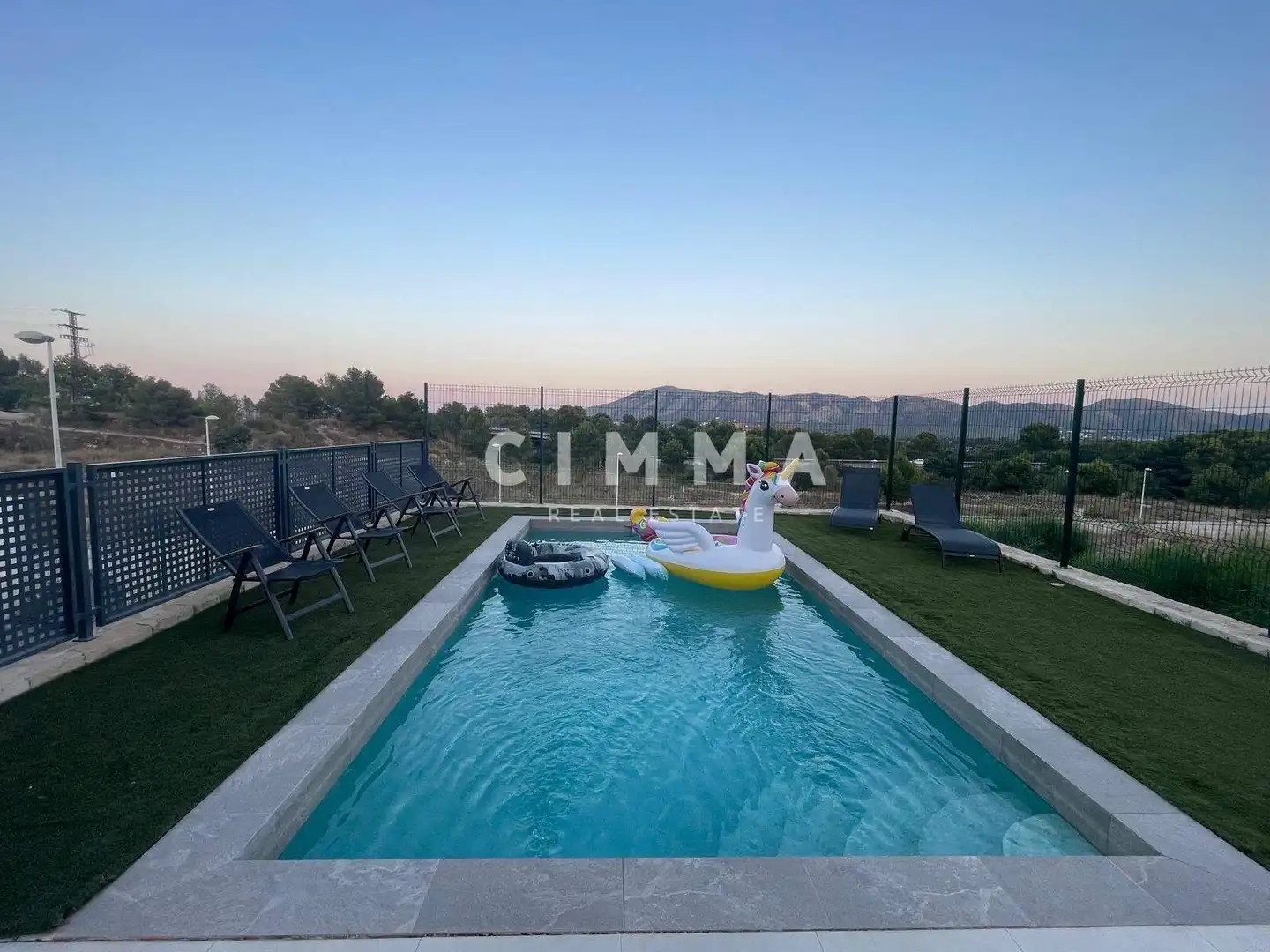 Chalet en venta en Escandinavia - Cautivador