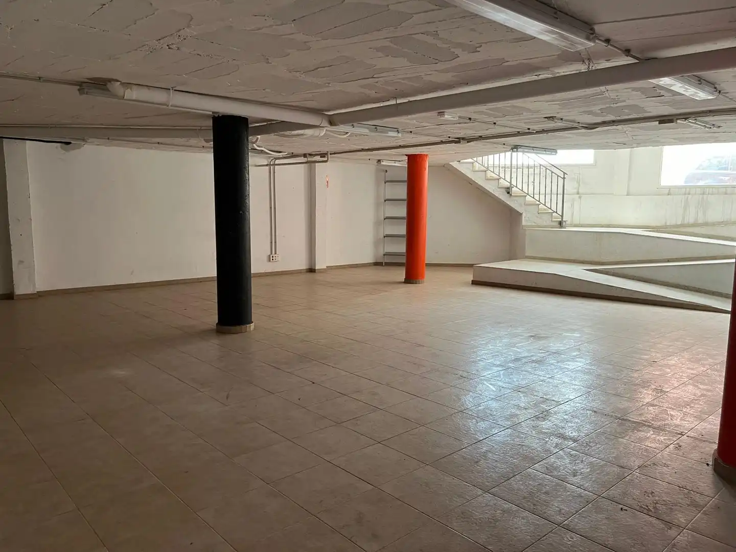 Gewerbefläche zum Verkauf in Font de la Malesa 2, imagen 4