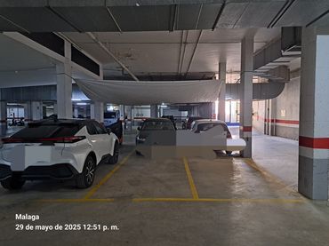 Individual with lift for sale in Calle Benajarafe 11
