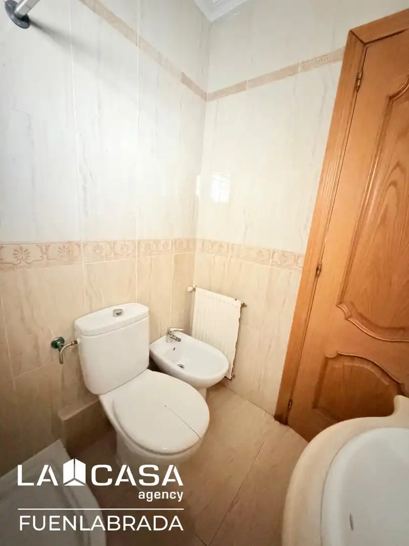 Bathroom of Flat for sale in Fuenlabrada  with Heating and Terrace