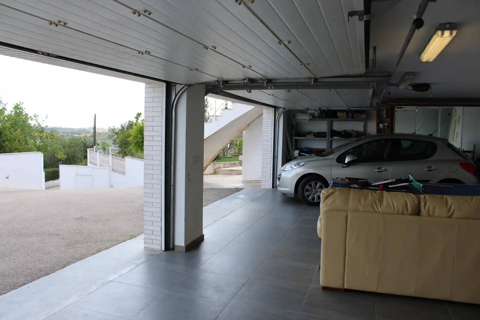 Casa o xalet en venda en Oliva amb Aire condicionat, Jardí privat i Terrassa