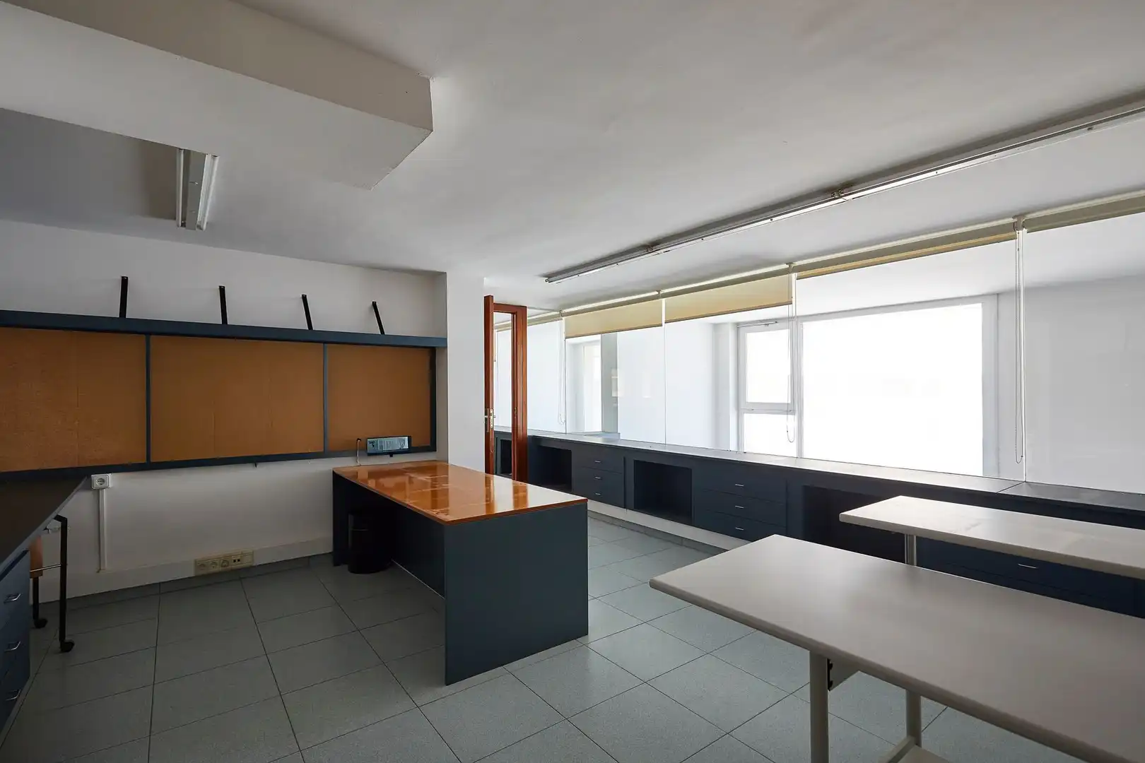 Local en venta en Sant Pere de Ribes con Aire acondicionado