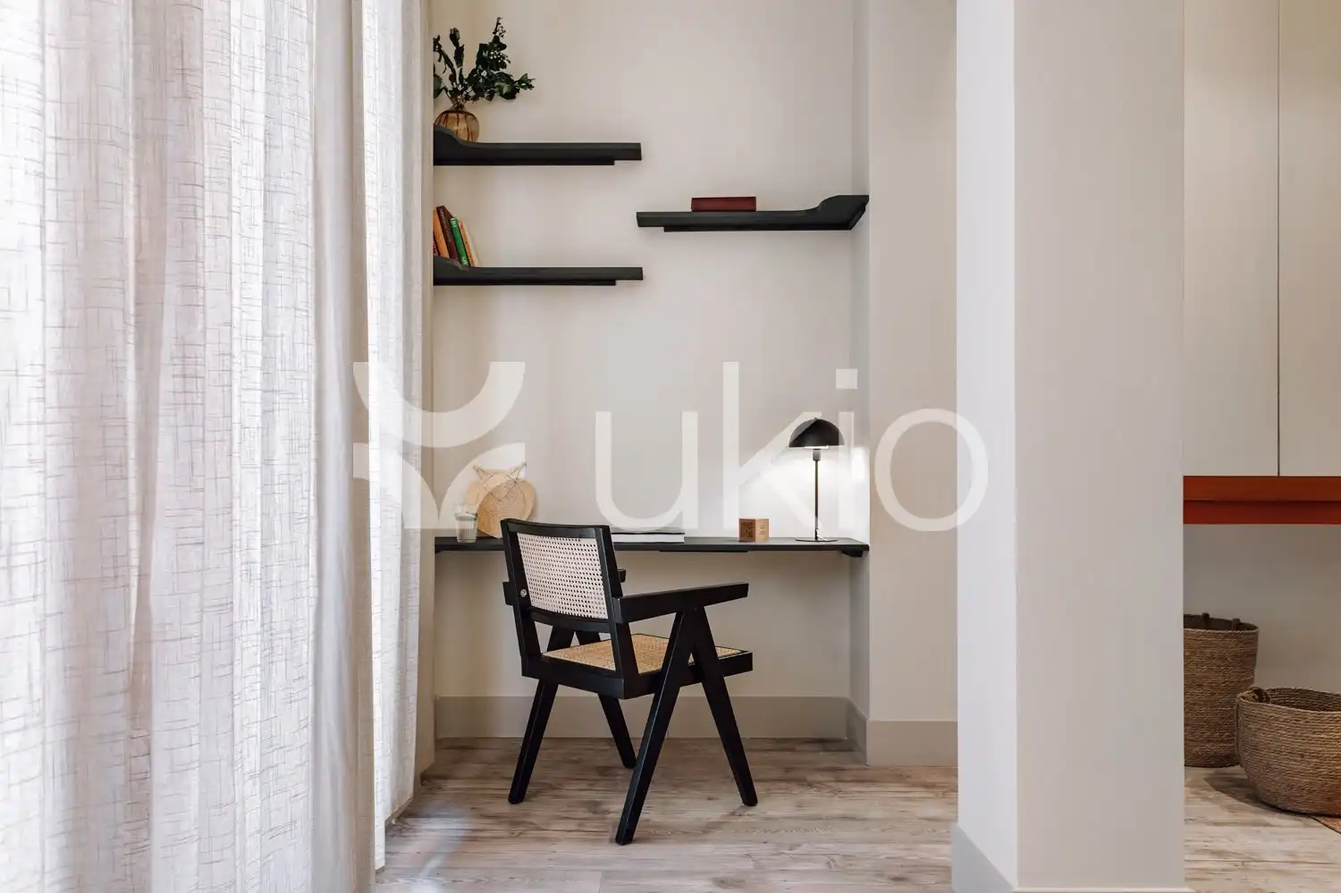Schlafzimmer von Wohnungen zur Miete in Barcelona mit Klimaanlage, Heizung und Terrasse