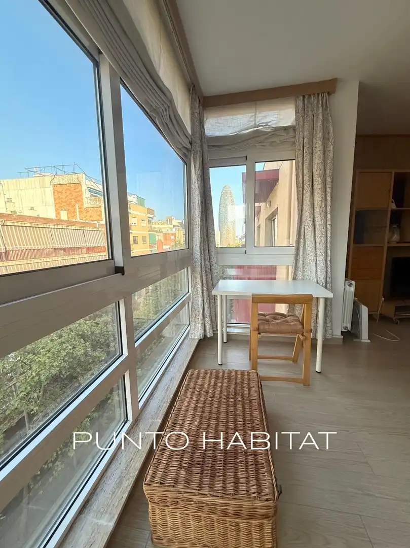 Balcony of Flat for rent in Barcelona  with Air Conditioner, Heating and Parquet flooring