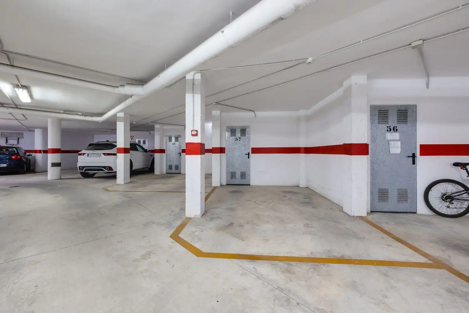 Parking de Piso en venta en Orihuela con Aire acondicionado, Calefacción y Amueblado