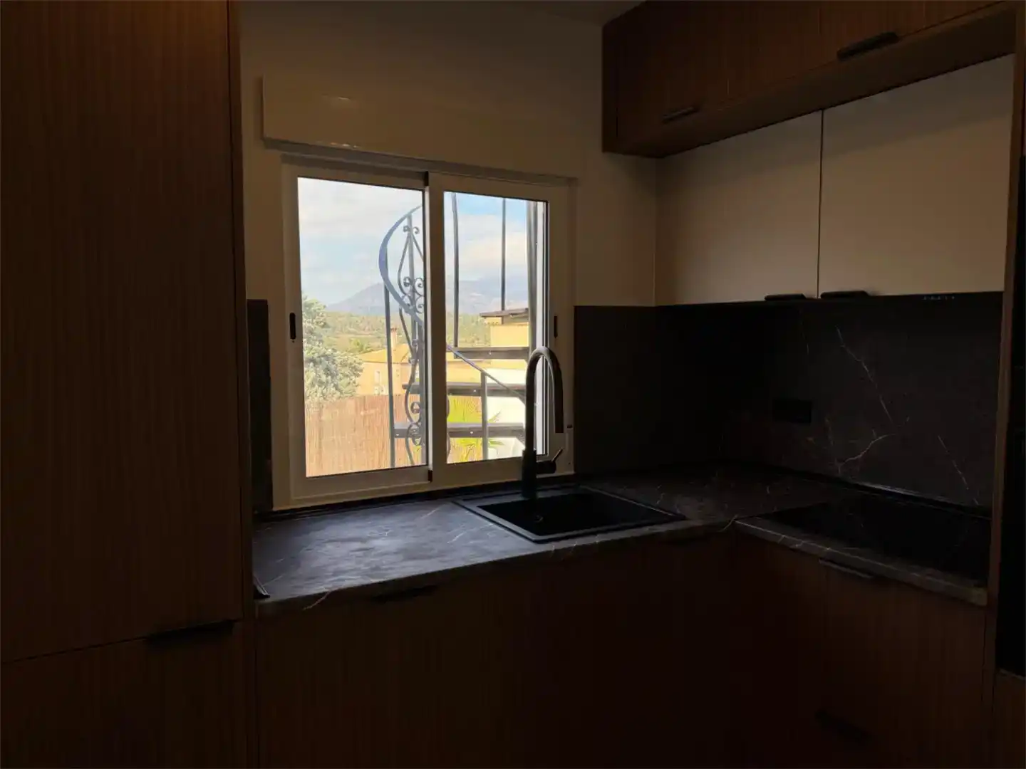 Cocina de Casa o chalet en venta en La Nucia con Aire acondicionado, Jardín privado y Parquet