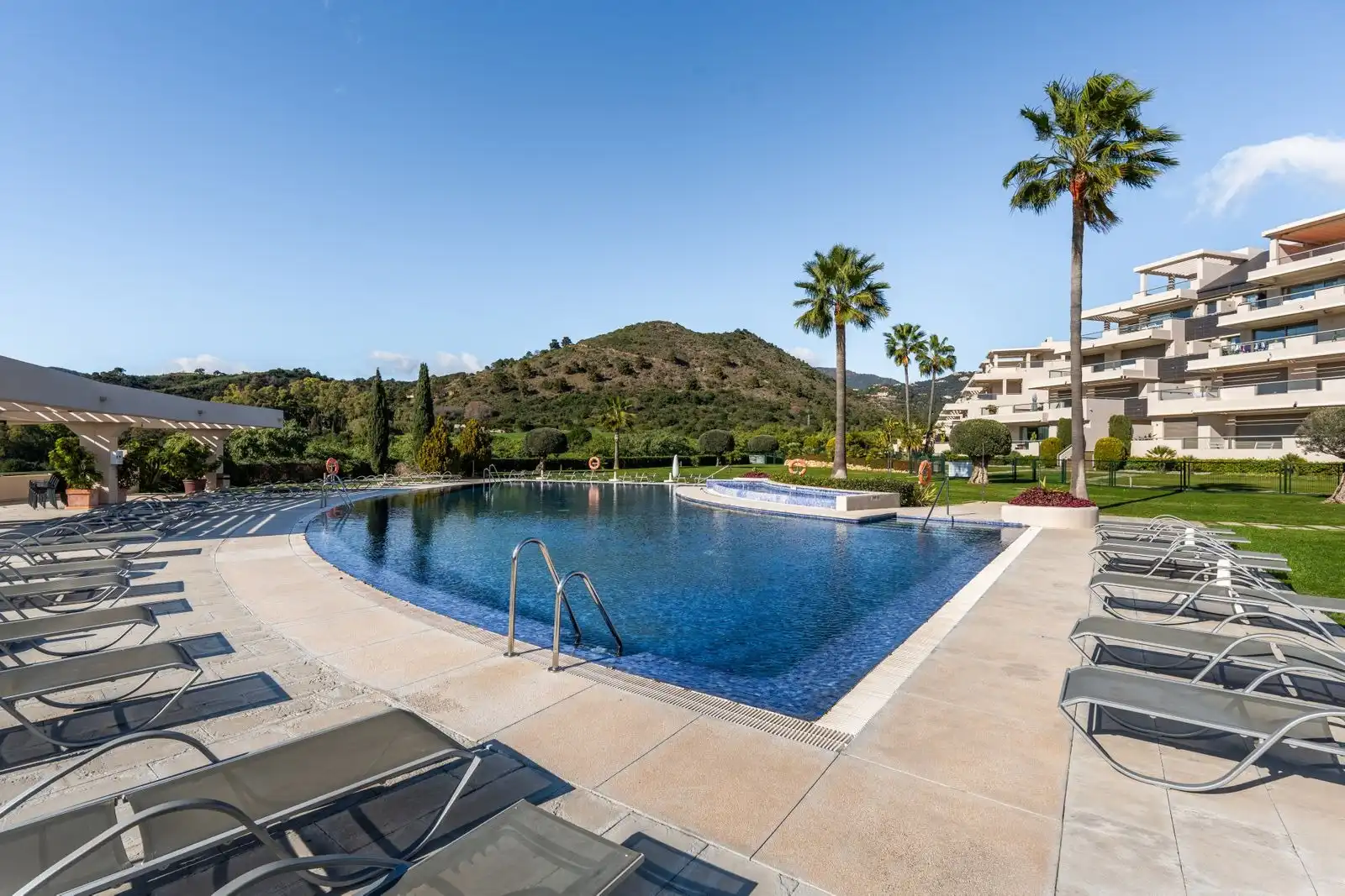Piso con terraza en venta en Calle Benahavis 29679, imagen 18