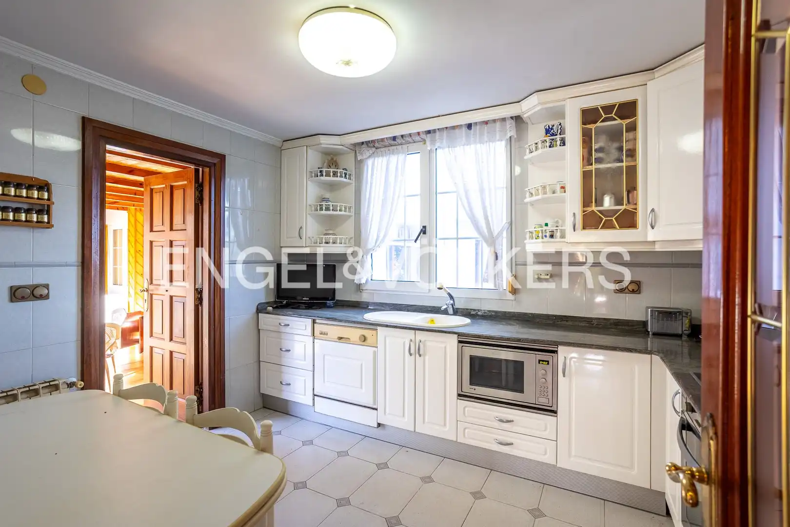 Kitchen of Houses for sale in Marina de Cudeyo  with Heating, Private garden and Terrace