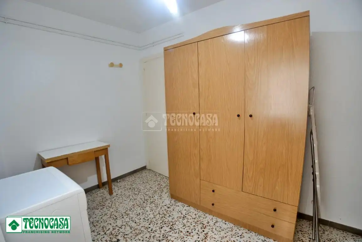 Habitación de Piso en venta en El Ejido con Balcón
