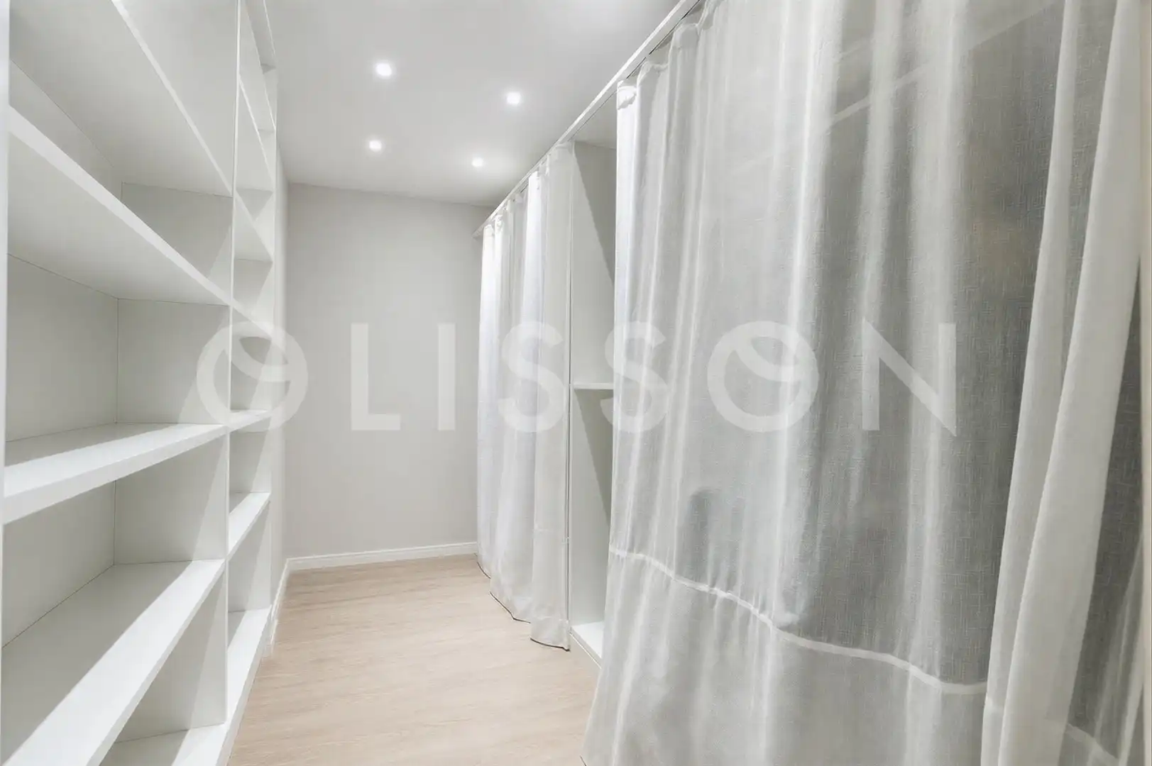Bedroom of Detached homes for sale in Madrid  with Air Conditioner, Heating and Private garden