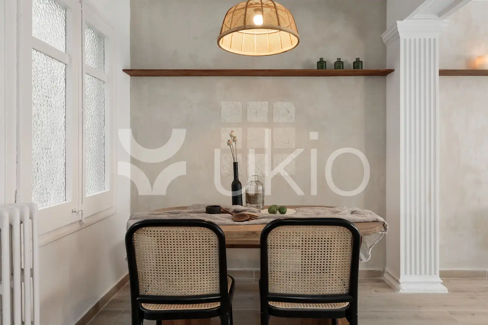Comedor de Apartamento de alquiler en Barcelona con Calefacción, Amueblado y Horno