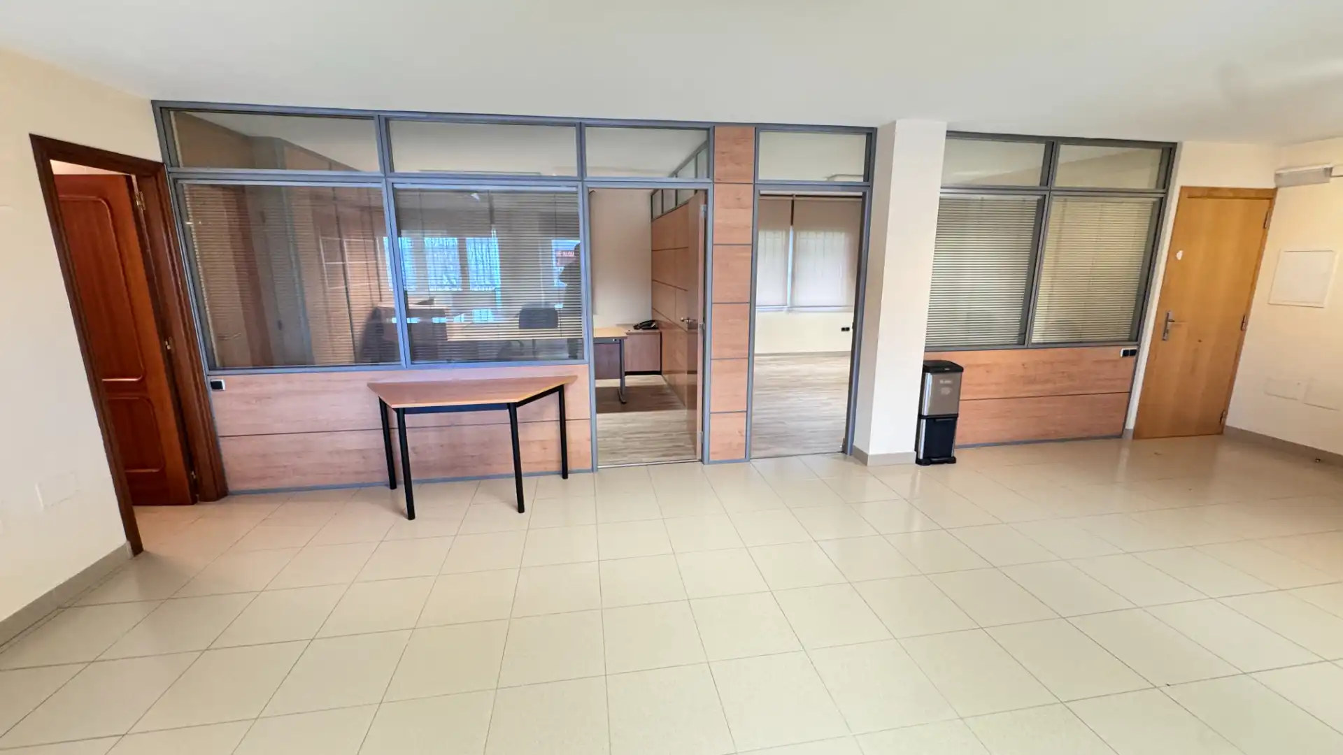 Büro zur Miete in Arteixo mit Terrasse, Möbliert und Balkon