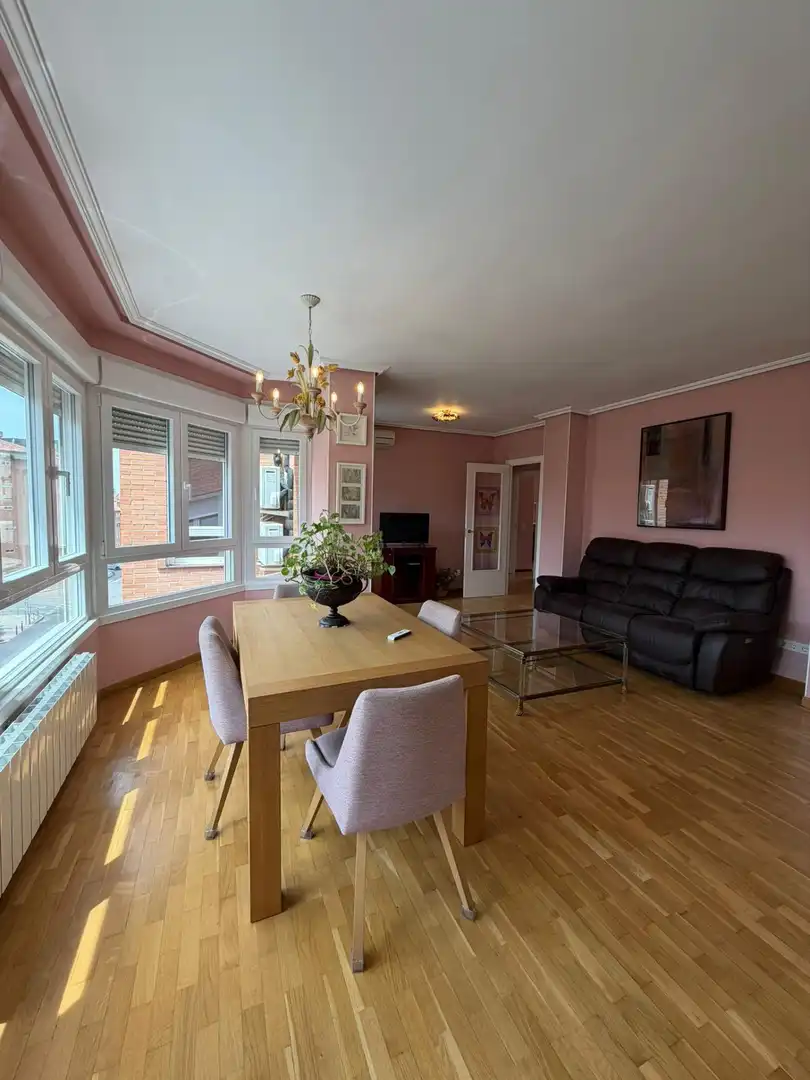 Sala de estar de Piso de alquiler en Madrid con Aire acondicionado, Calefacción y Parquet