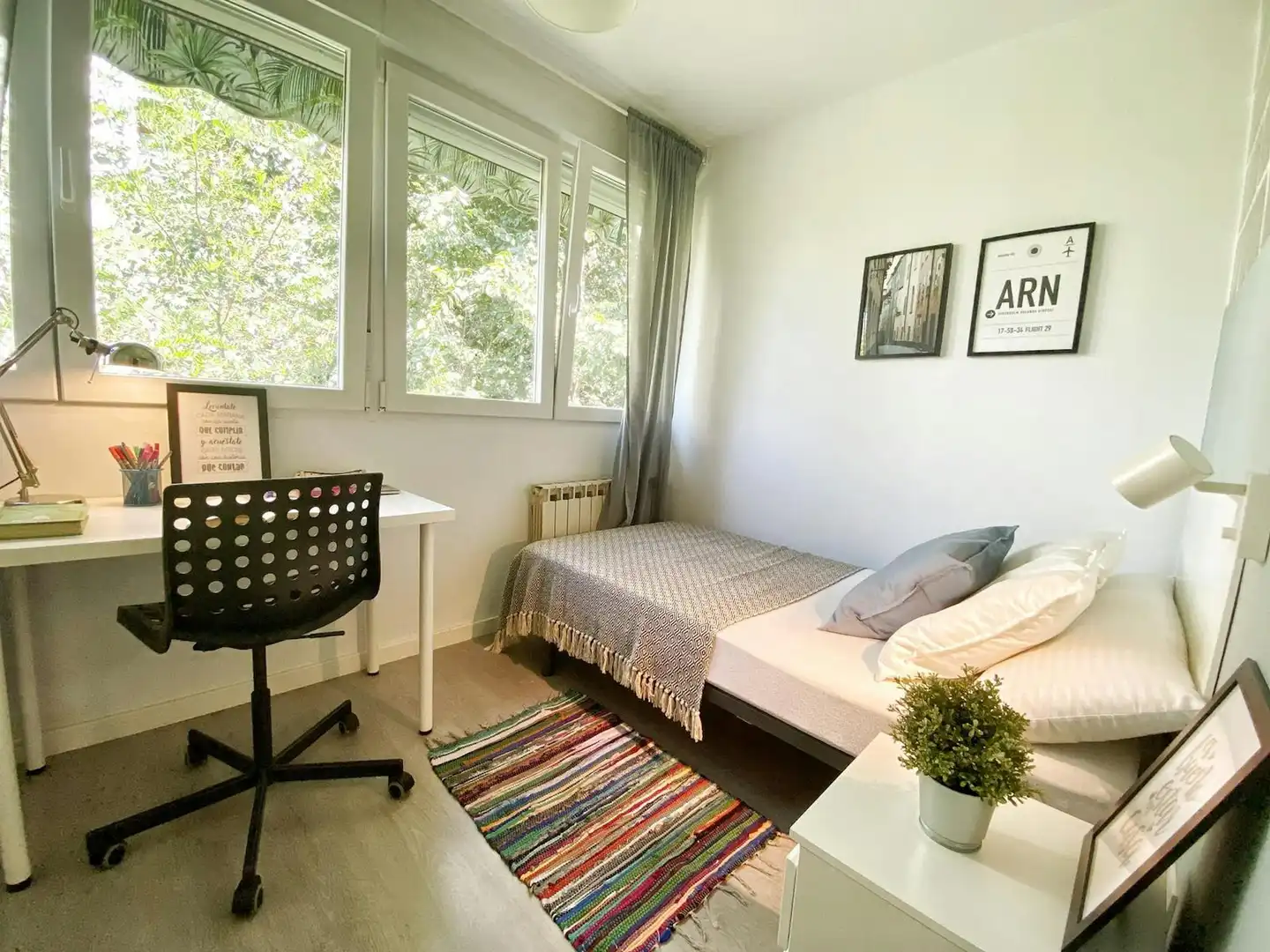 Habitación de Piso de alquiler en Madrid con Calefacción, Amueblado y Lavadora