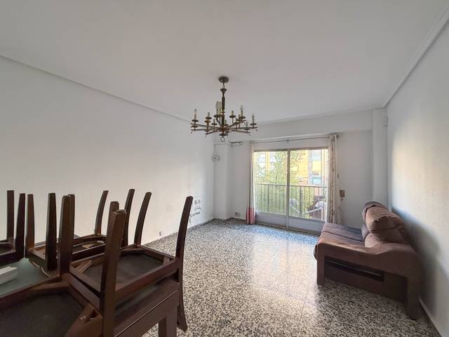 Piso en Venta en Carrer d'Eduard Boscà en Mestalla