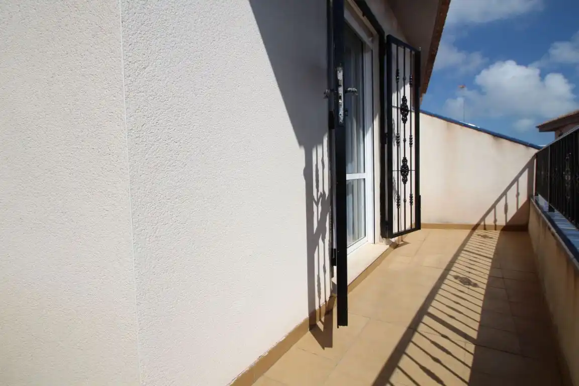 Terraza de Casa adosada en venta en Torrevieja con Calefacción, Jardín privado y Terraza