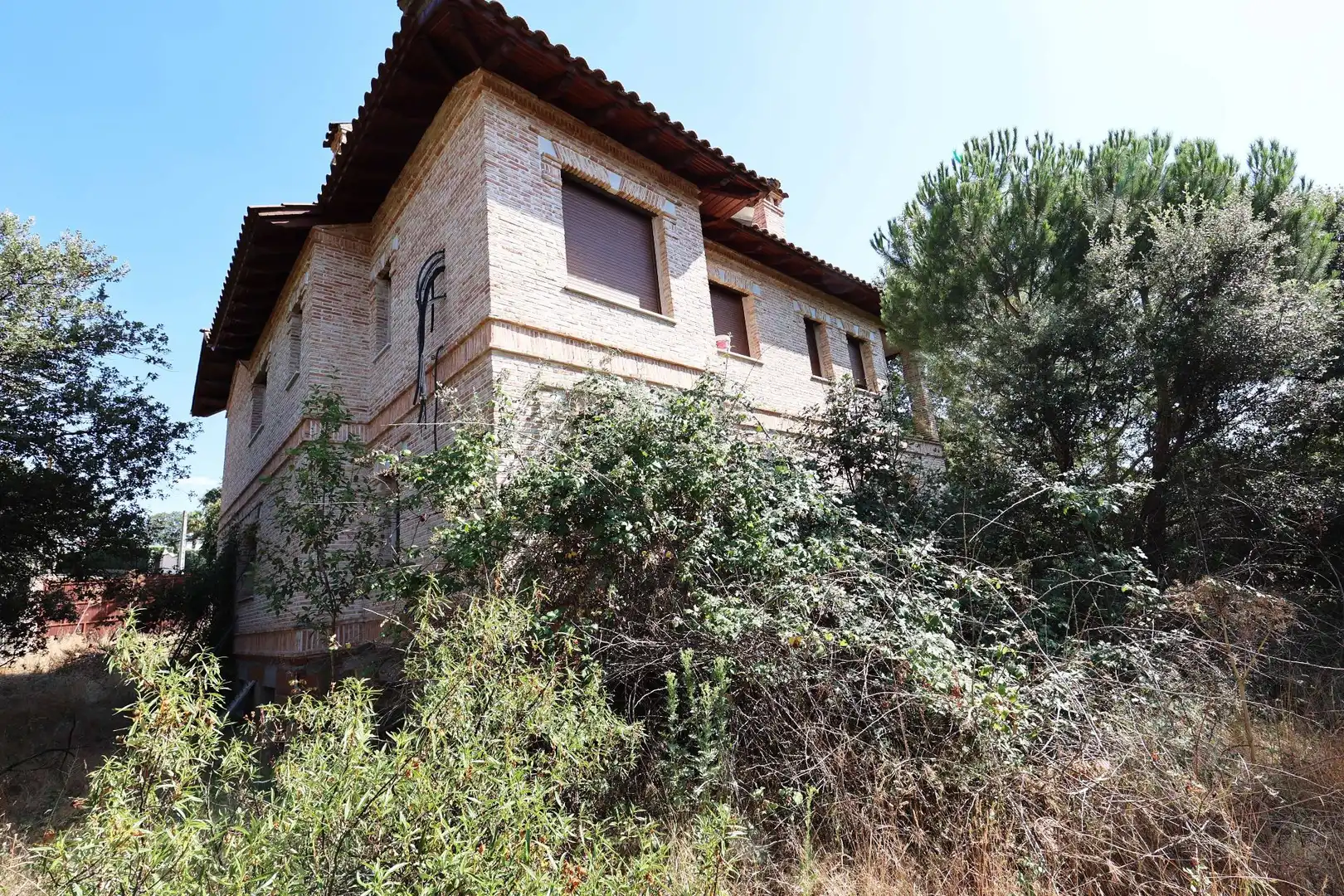 Vista exterior de Casa o xalet en venda en Villa del Prado amb Calefacció i Traster