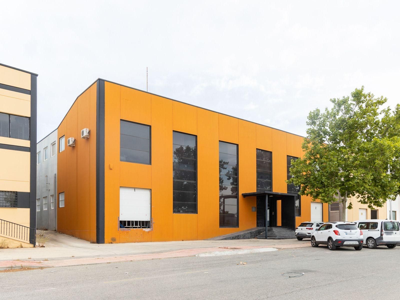 Vista exterior de Nave industrial en venta en Yecla