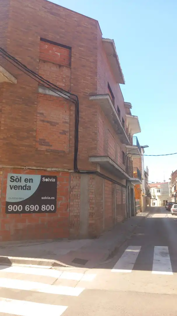 Vista exterior de Piso en venta en Sant Vicenç de Castellet con Balcón y Alarma
