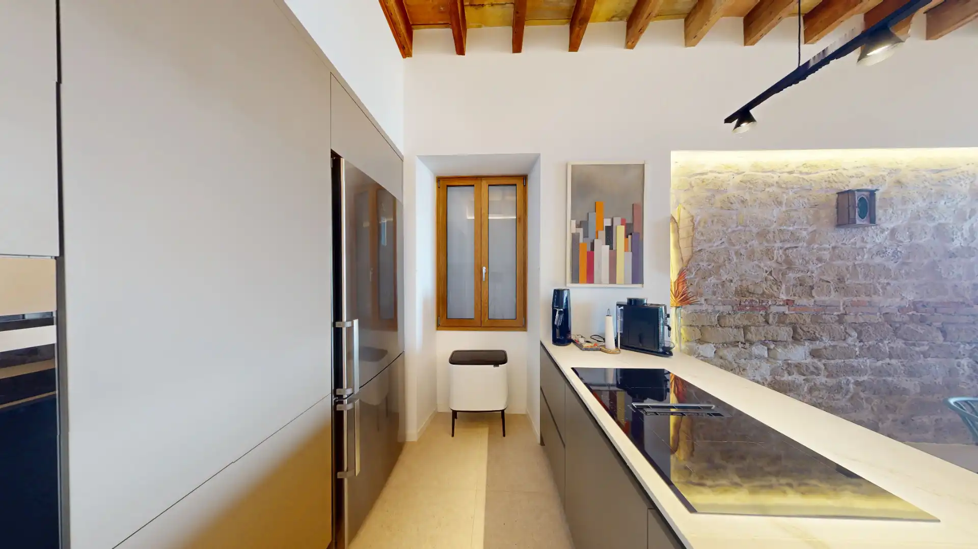 Küche von Wohnung zum Verkauf in Alicante / Alacant mit Klimaanlage, Privatgarten und Abstellraum