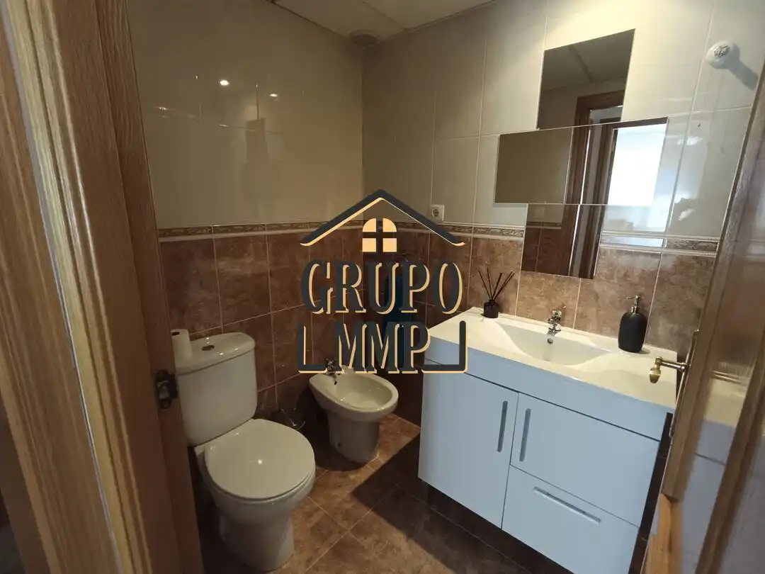 Baño de Piso en venta en Murcia con Amueblado