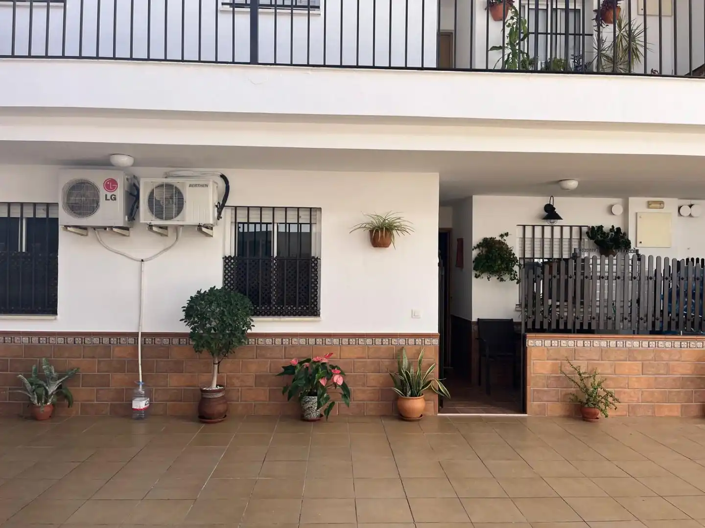 Terrassa de Pis en venda en Los Palacios y Villafranca amb Traster