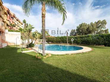 Àtic amb piscina en venda a Loma de los Pacos 1