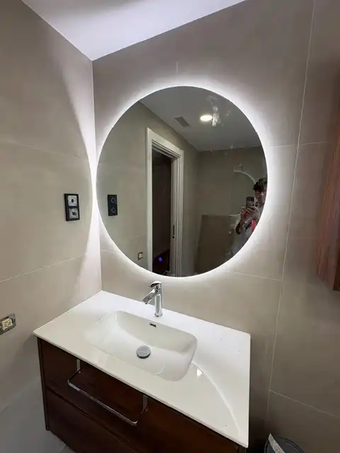 Badezimmer von Wohnung zum Verkauf in Barcelona mit Klimaanlage, Heizung und Parkett