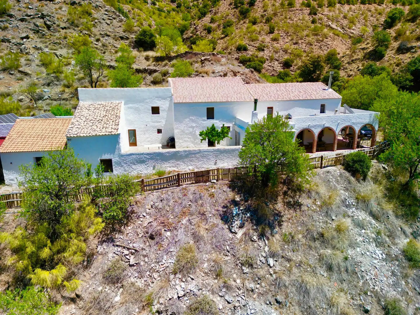 Vista exterior de Finca rústica en venda en Sierro amb Aire condicionat, Calefacció i Jardí privat