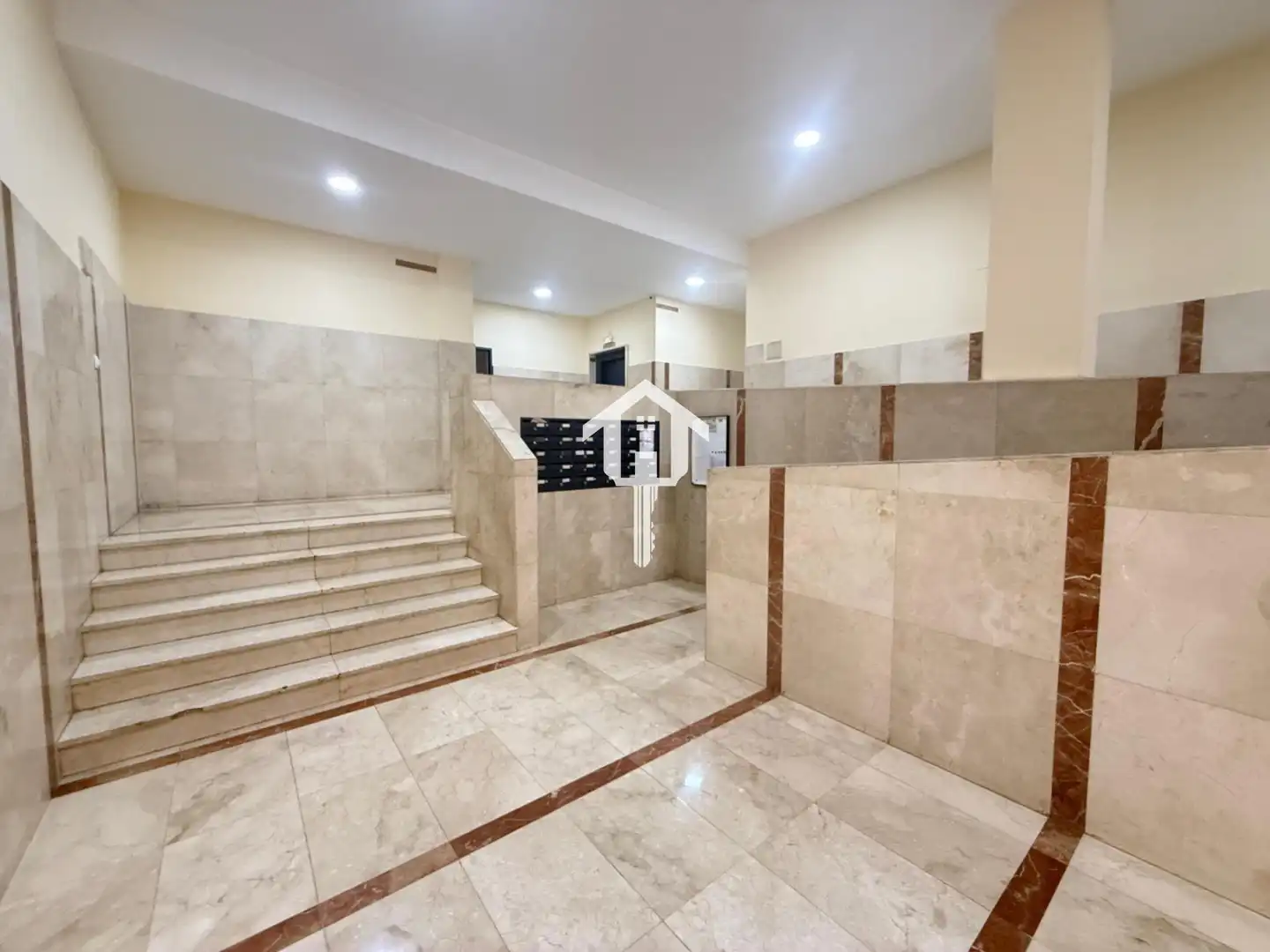 Flat for sale in San Vicente del Raspeig / Sant Vicent del Raspeig  with Air Conditioner, Private garden and Furnished