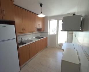 Cuina de Apartament de lloguer en Málaga Capital amb Aire condicionat i Terrassa