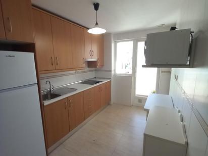 Cuina de Apartament de lloguer en Málaga Capital amb Aire condicionat i Terrassa