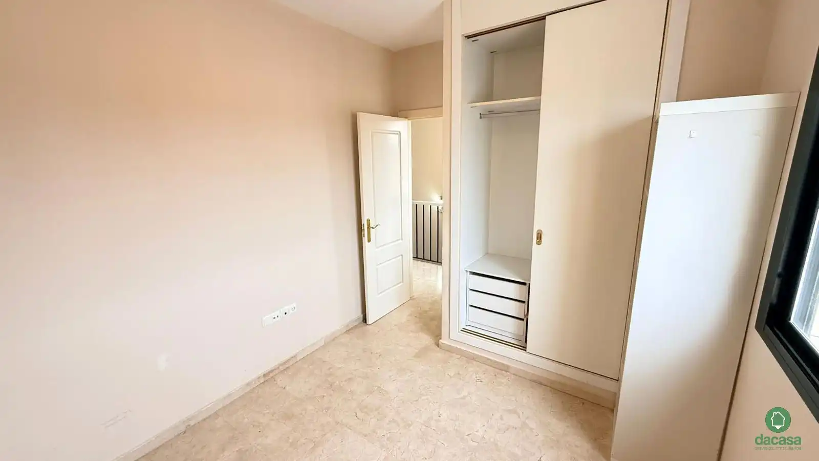 Casa adosada en venta en MAGNOLIAS, Núcleo urbano