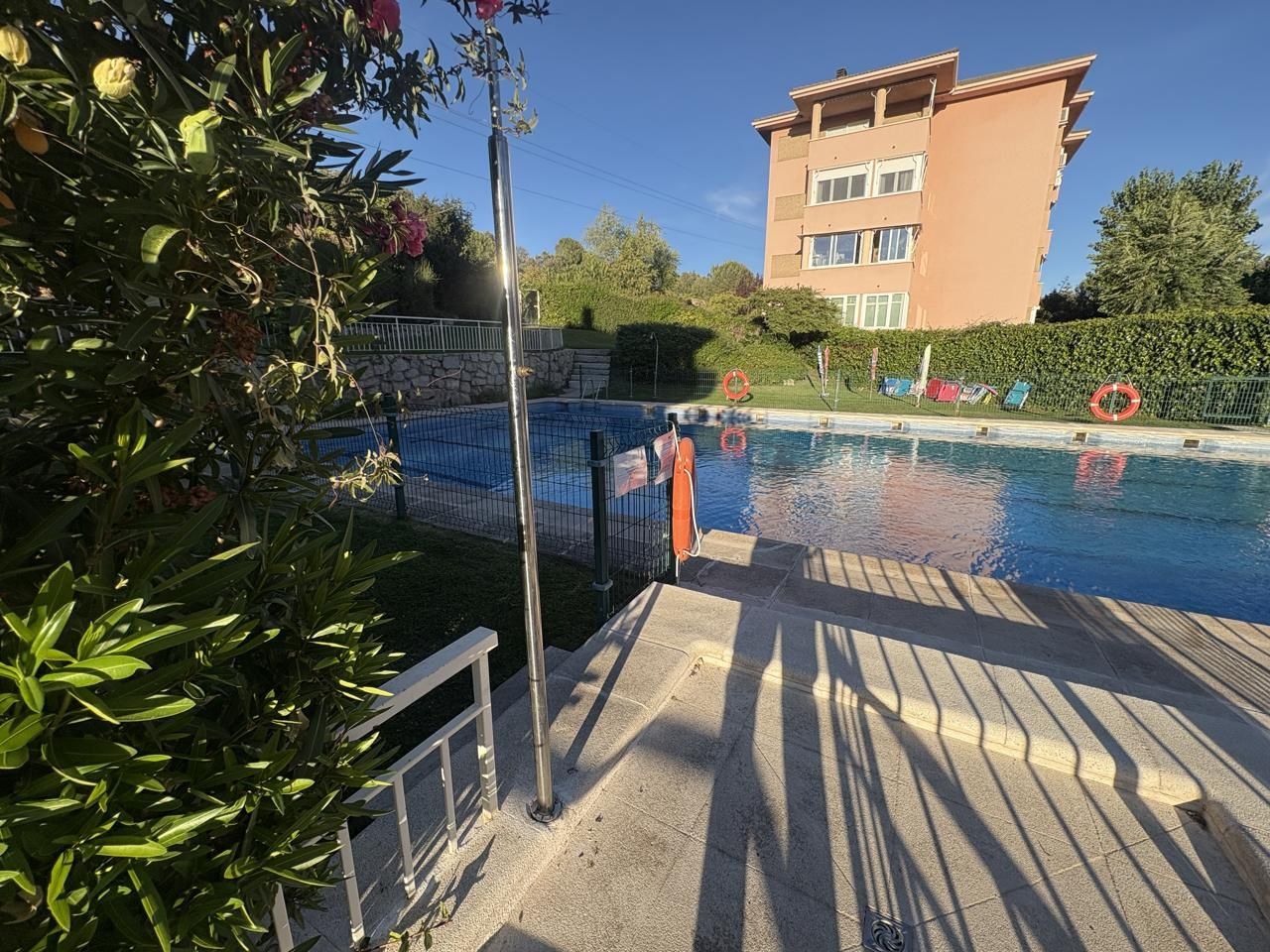 Piscina de Piso de alquiler en Collado Villalba con Calefacción, Parquet y Terraza