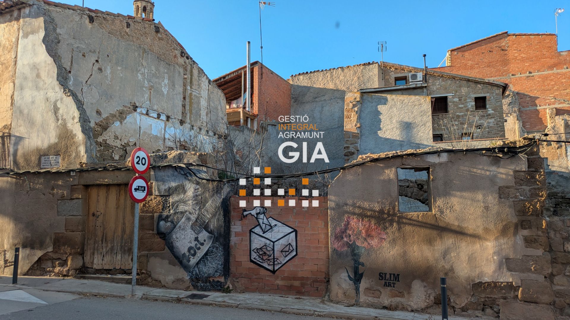 Außenansicht von Residential zum Verkauf in Montgai