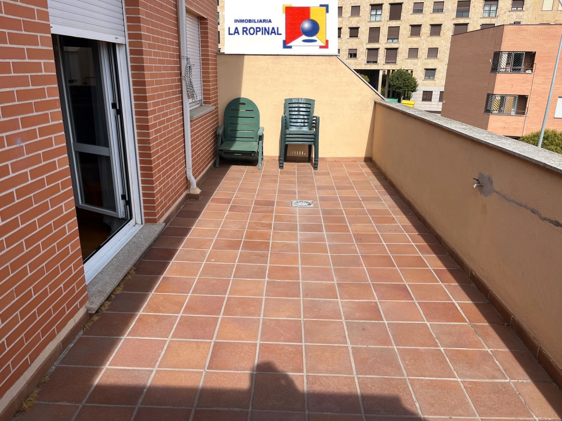 Terrace of Attic to rent in Salamanca Capital  with Heating, Parquet flooring and Terrace