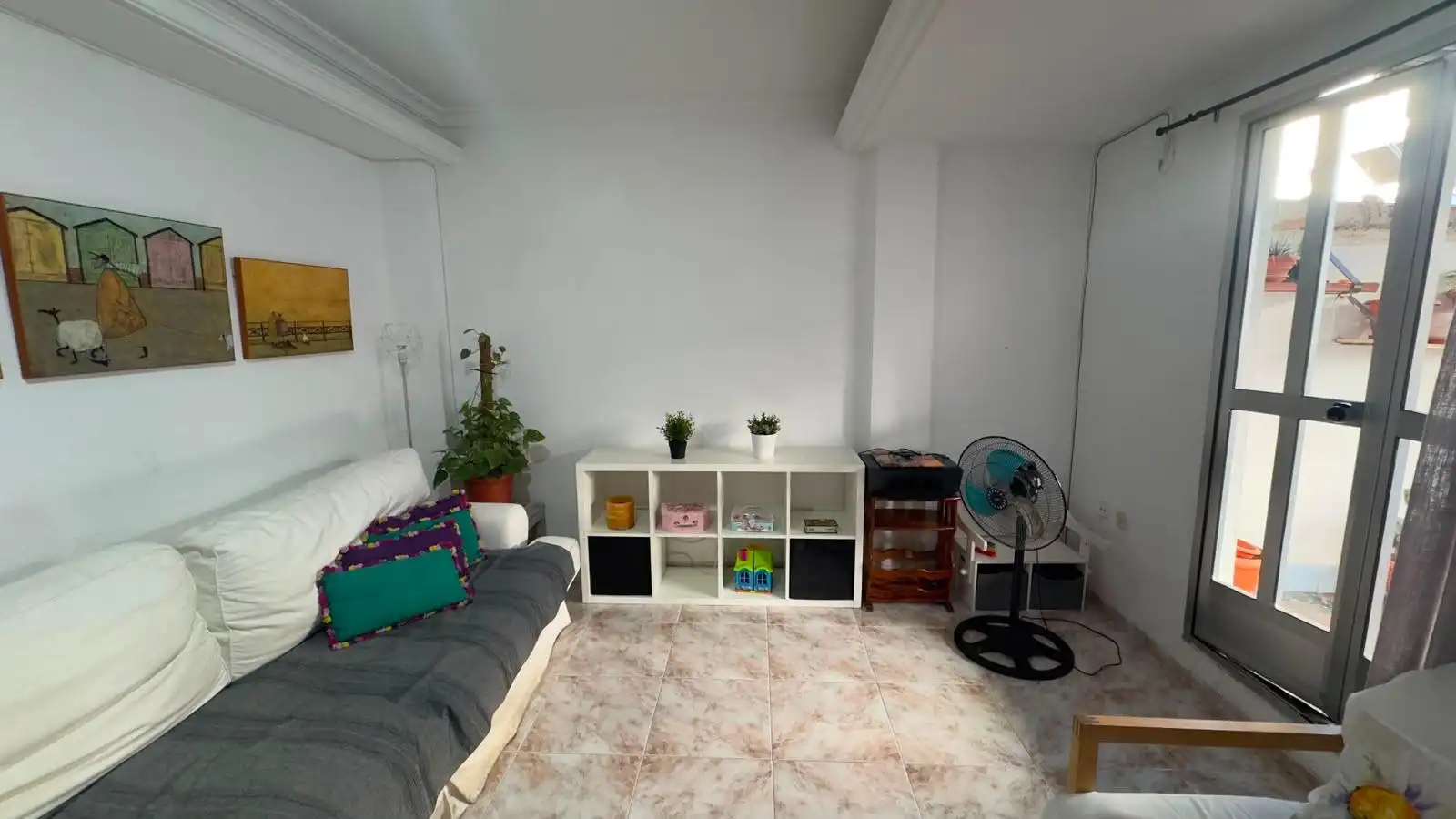 Sala d'estar de Pis en venda en Valencia amb Terrassa, Traster i Moblat