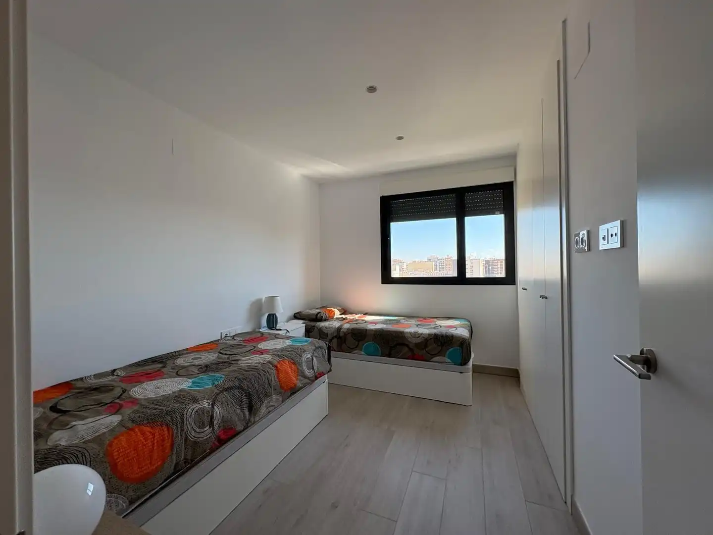 Habitación de Apartamento en venta en Vinaròs con Aire acondicionado, Calefacción y Jardín privado
